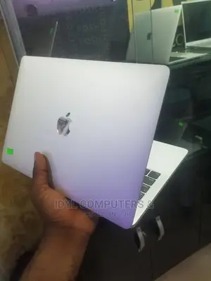 Laptop Apple MacBook Pro 2019 16GB Intel Core I7 SSD 512GB
