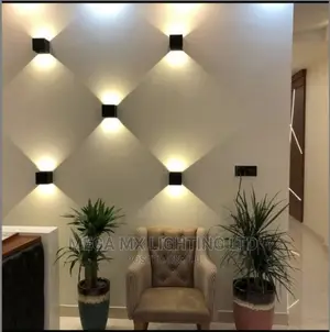 Modern LED Adjustable Wall Mounted Light.