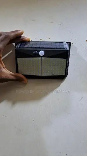 Solar Wall Light for Homes/ Hotels/ Lounges/ Companies
