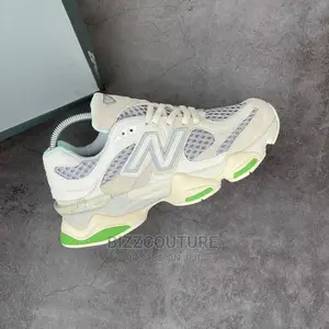Original NEW BALANCE Sneakers Available in Store