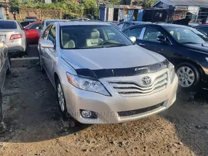 Toyota Camry 2009 Silver
