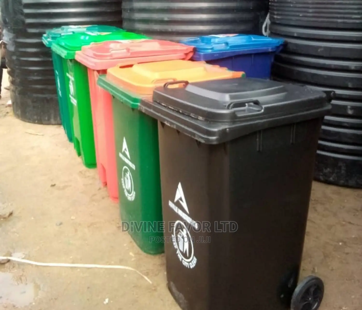 240 Litres Waste Bin/, Wheeler,Any Quantity Is Available.
