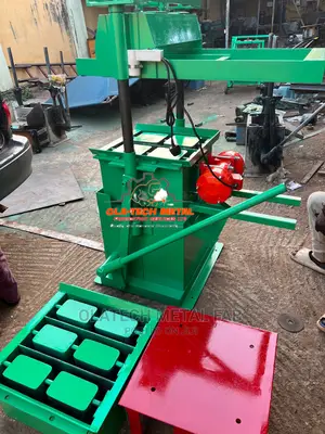 Advance Stationary Block Moulding Machine