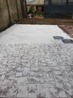 Stamped Concrete Floor (Ashlar Pattern)
