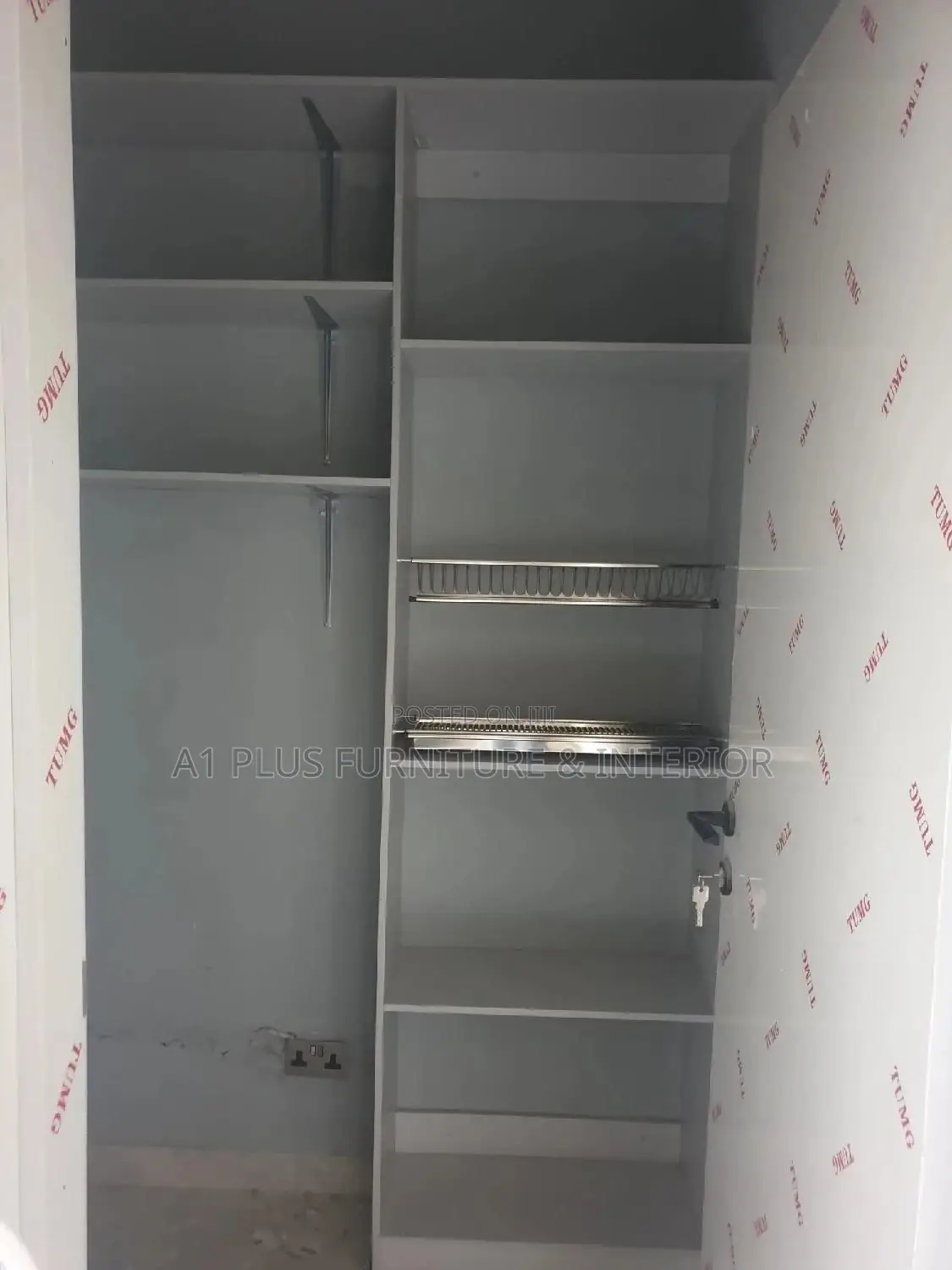 Store Cabinet With Plate Rack Hanging Shelves