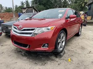 Toyota Venza 2012 Red
