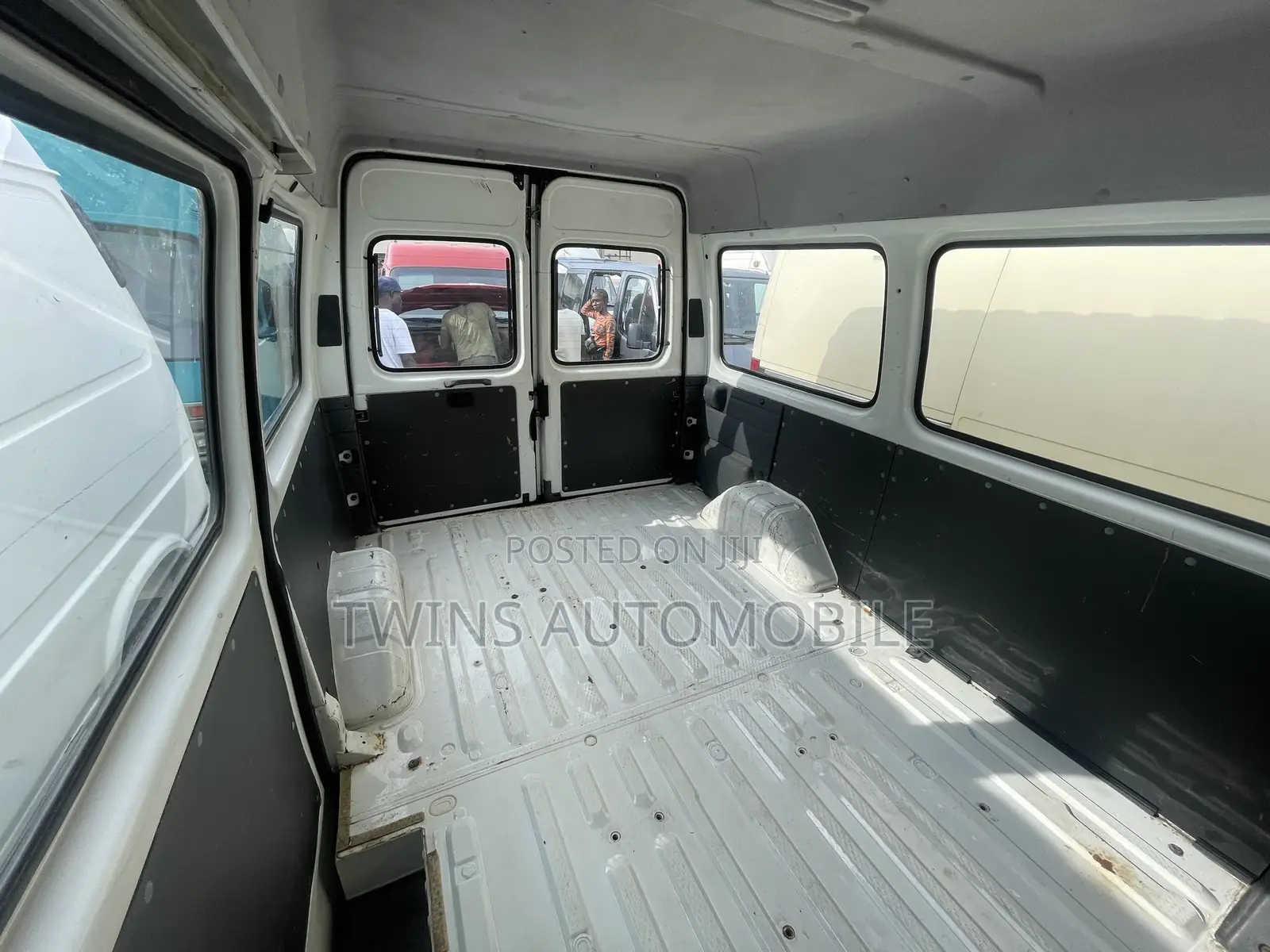 Ford Transit 2007 White
