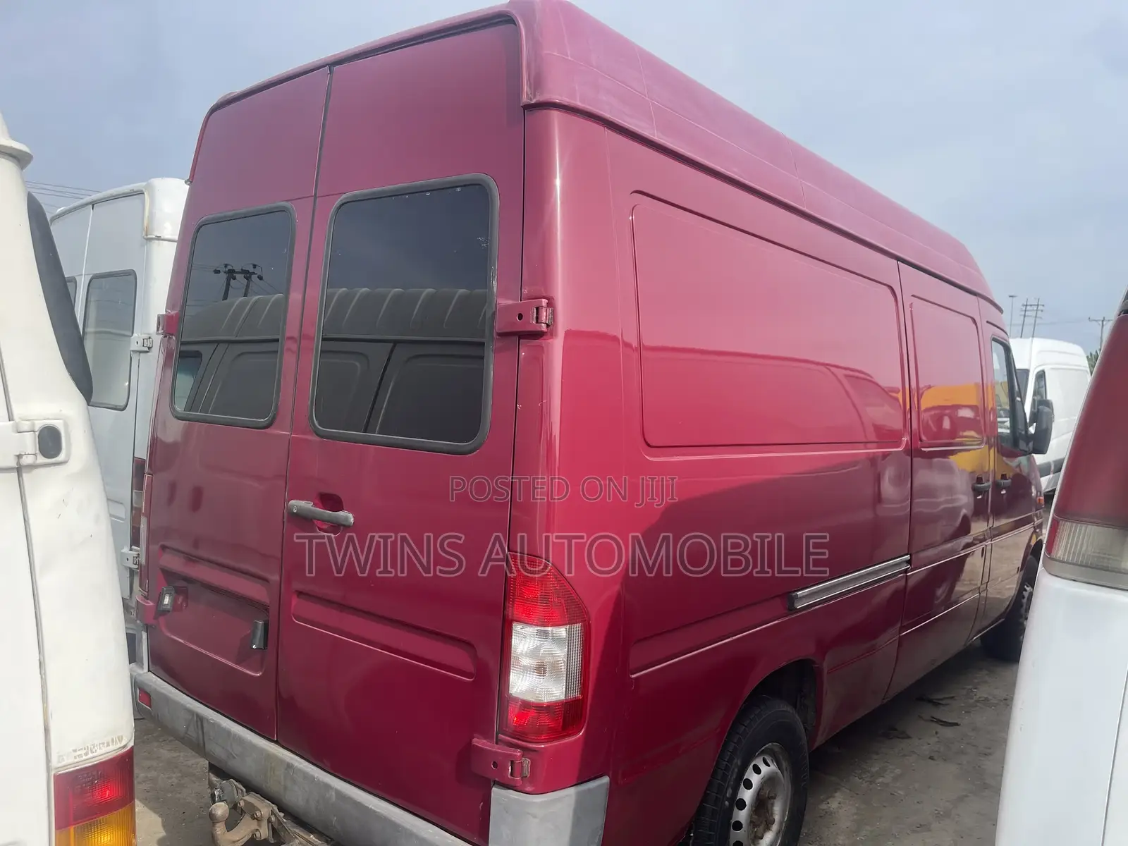 Mercedes-Benz Sprinter 2008 Red