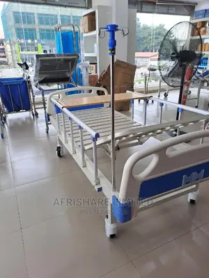 Single Bed Crank With Drip Stand