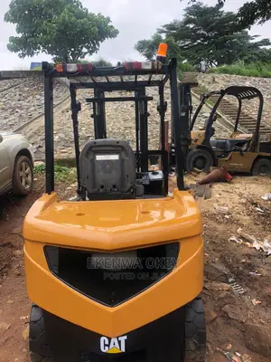 3tons Caterpillar Forklift,