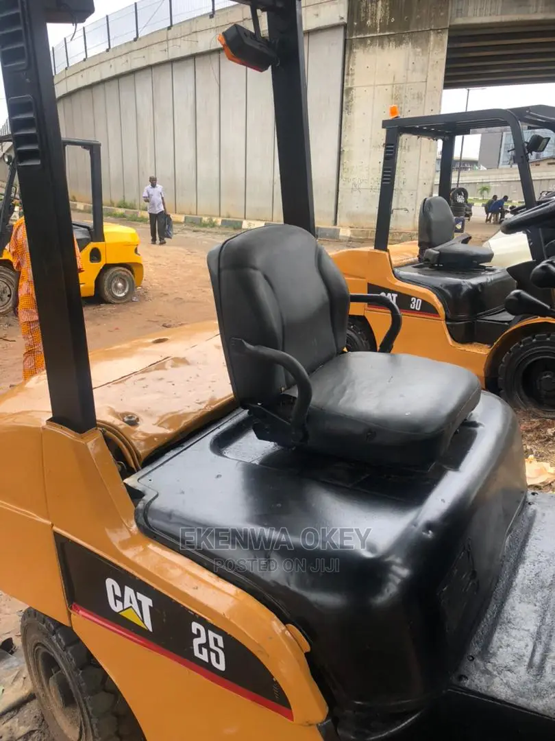 3tons Caterpillar Forklift,