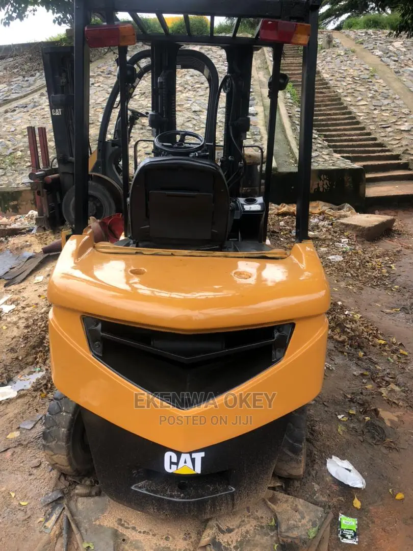 3tons Caterpillar Forklift,