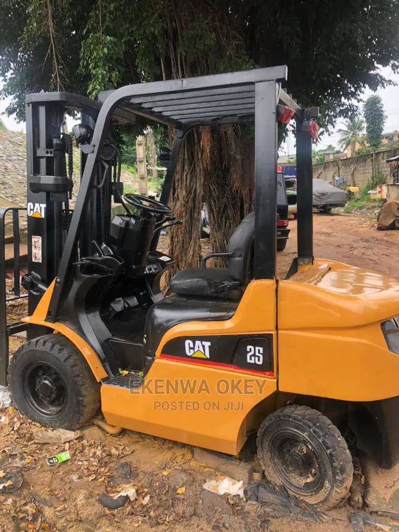 3tons Caterpillar Forklift,