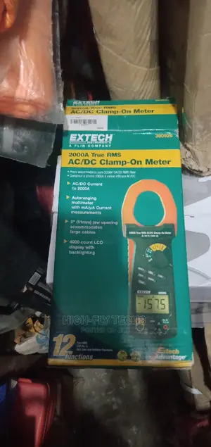Extech 2000A Auto Ranging True RMS Clamp + DMM Model 380926