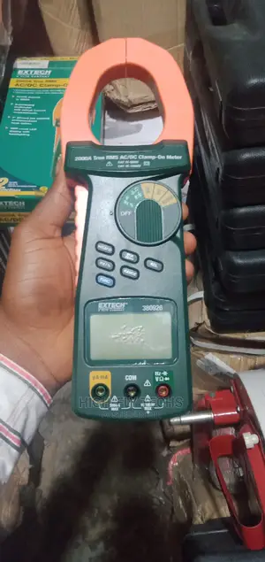 Extech 2000A Auto Ranging True RMS Clamp + DMM Model 380926
