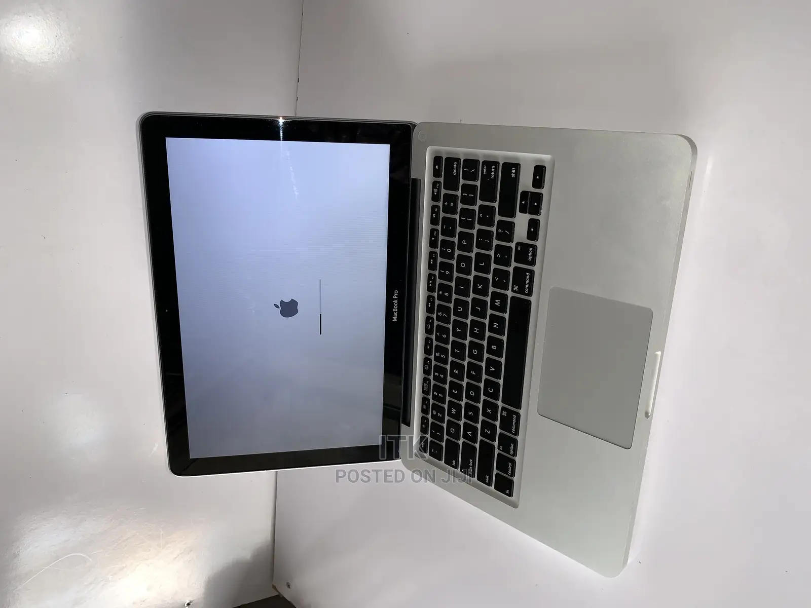 Laptop Apple MacBook Pro 4GB Intel Core 2 Duo HDD 500GB