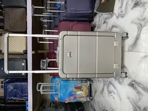 Cabin Size Wide Pole Box