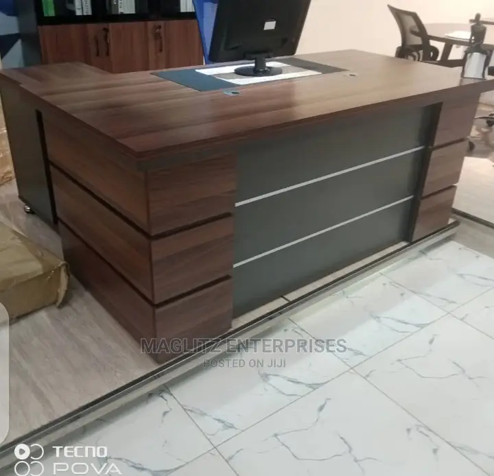 Executive Office Table With Extension