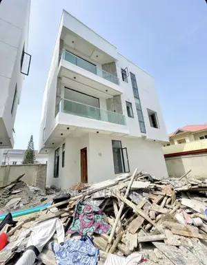 4bdrm Duplex in Lekki for sale