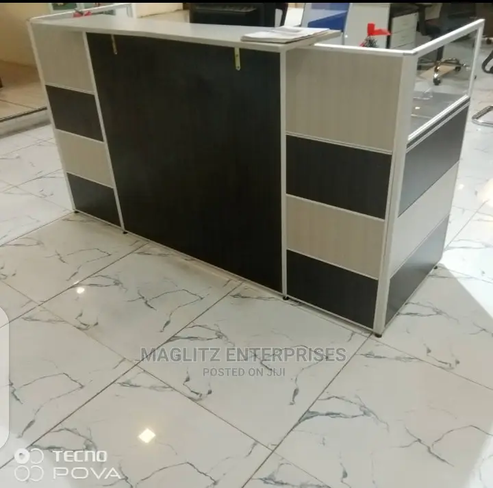 Quality Receptionist Table