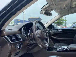 Mercedes-Benz GLE-Class 2019 Black