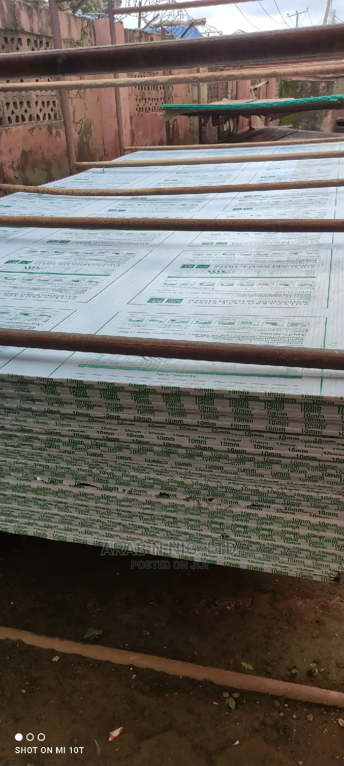Polycarbonate Sheets/ Danpalon