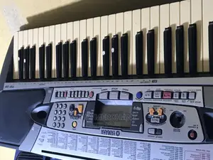 Yamaha PSR 280 Keyboard