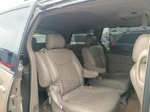 Toyota Sienna XLE Limited 4WD 2008 Gold