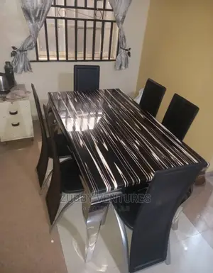 Brand New Quality and the Imported Dining With Qualitychairs
