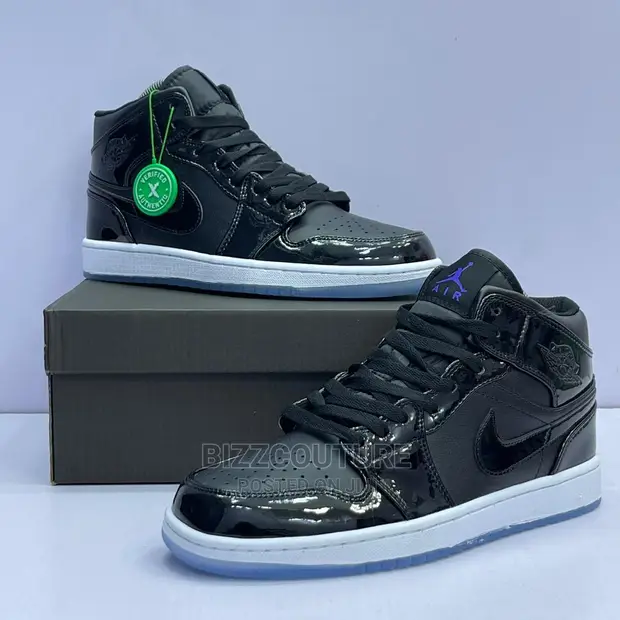 what stores sell jordan 1