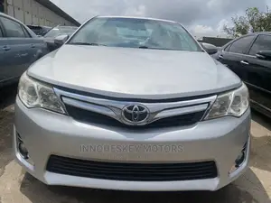 Toyota Camry 2014 Silver