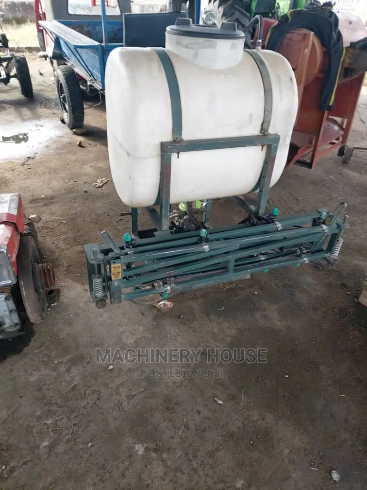Boom Sprayer 300 Liters Commercial