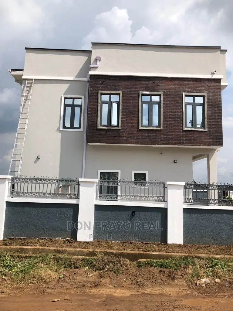 3bdrm Duplex in Asejire Coca-Cola, Ibadan for sale