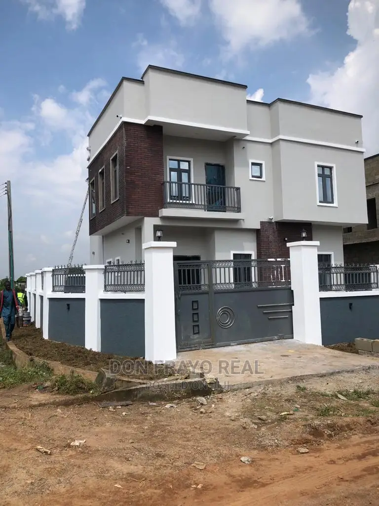 3bdrm Duplex in Asejire Coca-Cola, Ibadan for sale