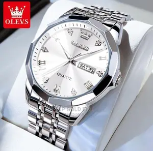 Wristwatch (Olevs)