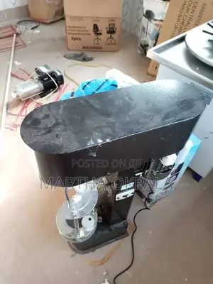 Semi Automatic Capping Machine