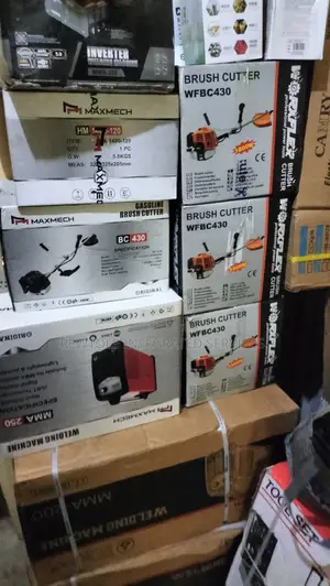 Grass Cutting Machine