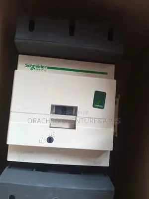 D150 Schneider Electric Contactor 3pole