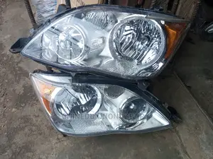Toyota Avalon Headlights 2010 Model