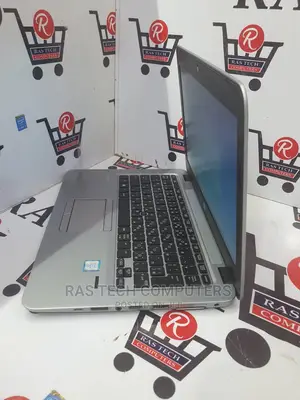 Laptop HP EliteBook 820 G3 8GB Intel Core I5 HDD+SSD 500GB