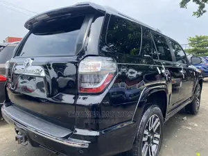 Toyota 4-Runner 2014 Black