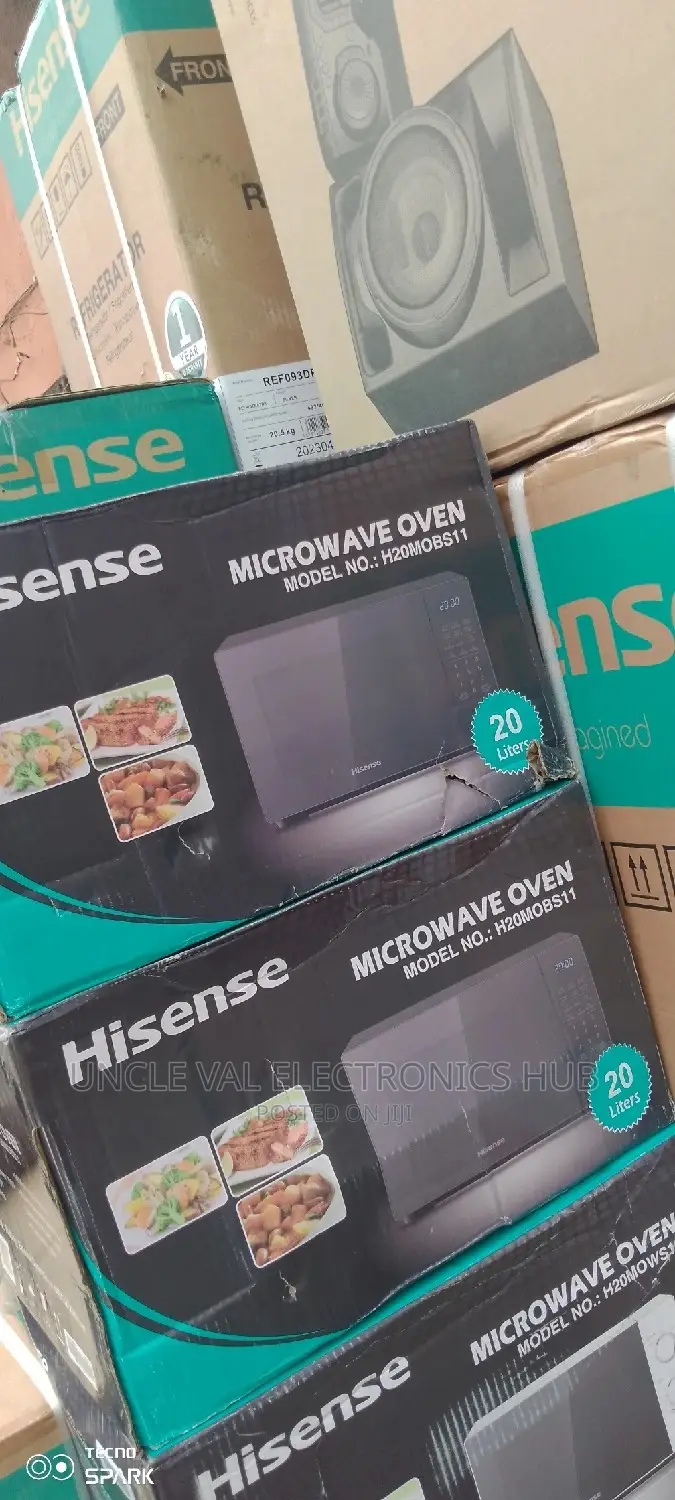 Hisense 20L Black Microwave