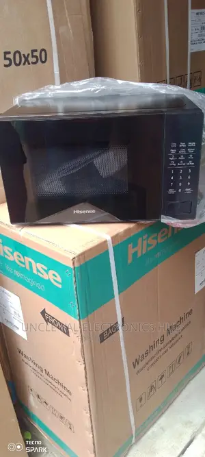 Hisense 20L Black Microwave