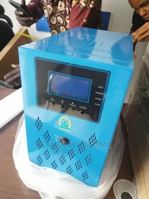 3.5kva 24V Famicare Hybrid Inverter With 60a Charge Contrl