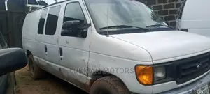 Ford Econoline 2008 White