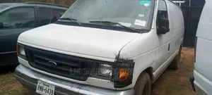 Ford Econoline 2008 White