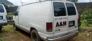 Ford Econoline 2008 White