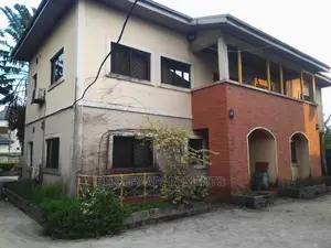 4bdrm Duplex in Presidential Estate, GRA Phase 3 / Port-Harcourt