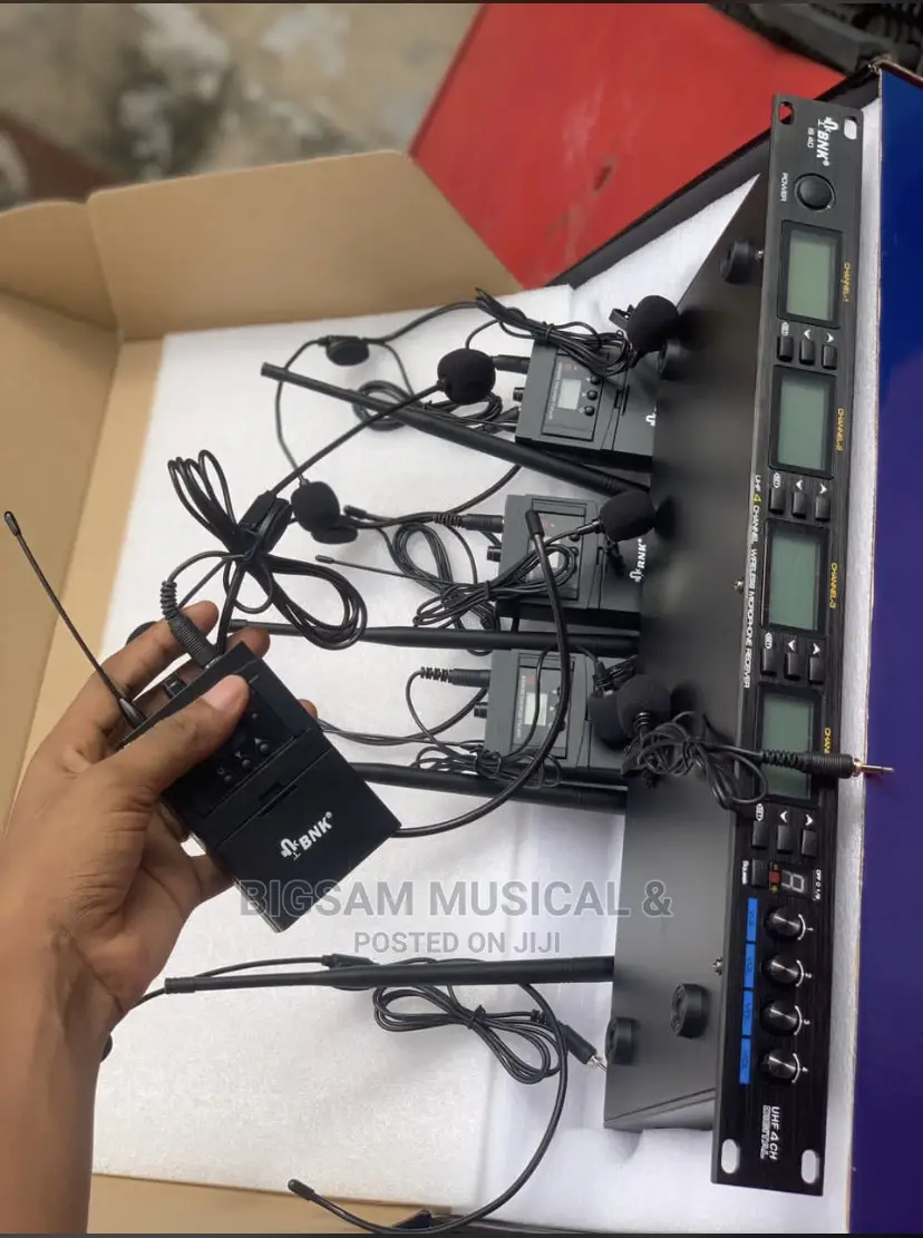 4-Channel Professional Uhf Lapel/Lavalier Headset Wireless
