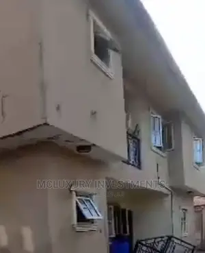 3bdrm Block of Flats in Ajah for sale